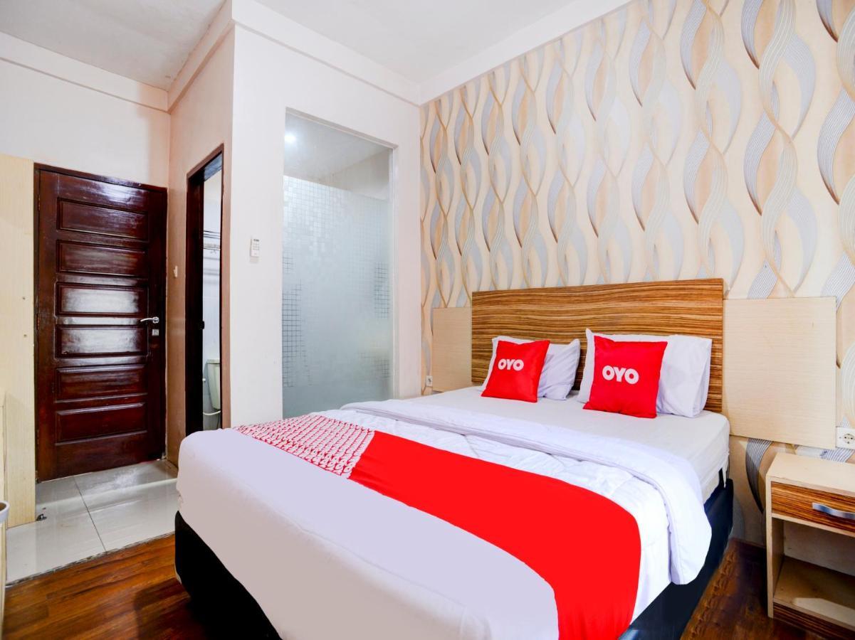 Oyo 90263 Hotel Diva Golf Bengkulu Exteriér fotografie